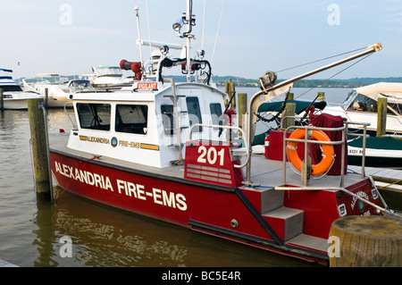 Alexandria Virginia Feuer-Ems Boot on The Potomac River Stockfoto