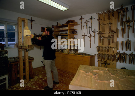 Holzschnitzerei, St. Ulrich, Gröden, Trentino Südtirol, Italien Stockfoto
