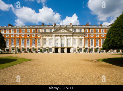 Hampton Court Palace und Gärten Surrey West London Stockfoto