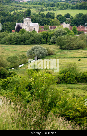 Blick von St. Catherine s Hill zeigt die Krankenhaus St Cross Winchester Hampshire England Stockfoto