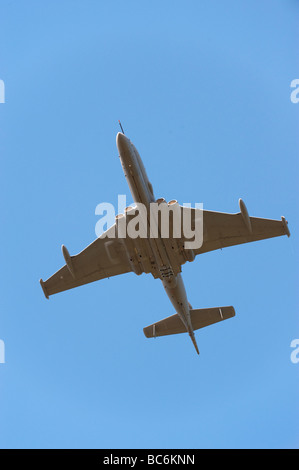 Überflug der RAF Nimrod MRA4 bei Forres Freiheit der Stadt parade Stockfoto