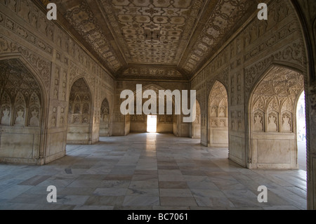 Agra Fort, Roten Fort, Shah Jahan Private Ferienwohnungen mit Blick auf den Fluss Yamuna, Palastgebäude, Agra, Uttar Pradesh, Indien. Stockfoto