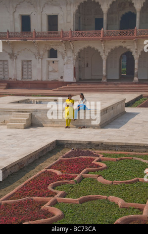 Agra Fort, Roten Fort, Shah Jahan Private Ferienwohnungen mit Blick auf den Fluss Yamuna, Palastgebäude, Agra, Uttar Pradesh, Indien. Stockfoto