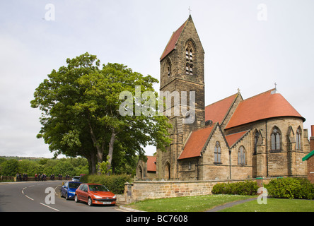 Die neue Kirche "St. Stephen" in "Robin Hoods Bay", Yorkshire, England, UK. Stockfoto