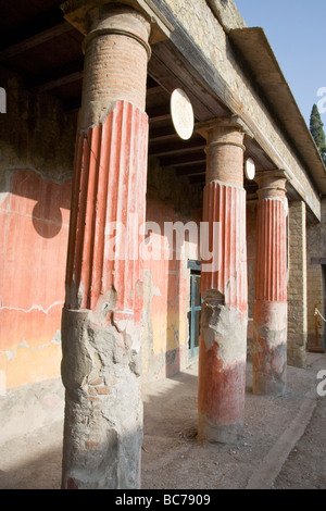 Haus des Reliefs des Telephos Herculaneum Kampanien Italien Stockfoto