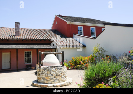 Cooper und Diaz Residence am Cooper-Molera Adobe hinter Outdoor-Ofen und auch in historischen Monterey, Kalifornien Stockfoto
