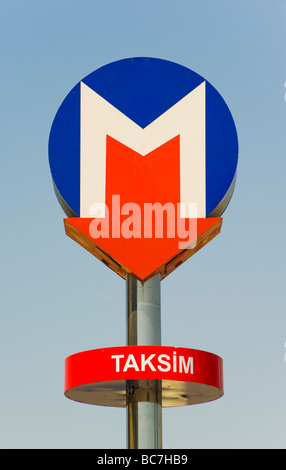 Taksim u-Bahnstation in Istanbul Türkei Stockfoto