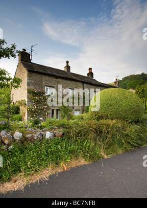 Traditionelles Steinhaus in den Yorkshire Dales Dorf Starbotton Stockfoto