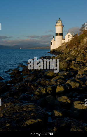 Die Cloch Leuchtturm an den Firth of Clyde zwischen Gourock und Inverkip. Stockfoto