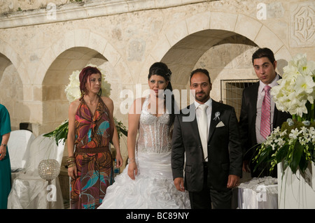 Zypern Lysos A typisch zypriotische griechische Hochzeit auf dem Stadtplatz Stockfoto