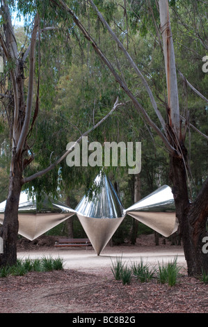 National Gallery Skulpturengarten, Zapfen von Bert Flugelman, Canberra, ACT, Australien Stockfoto