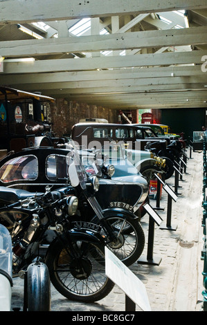 Motorisierte Oldtimer bei Bradford Industrial Museum, West Yorskhire Stockfoto