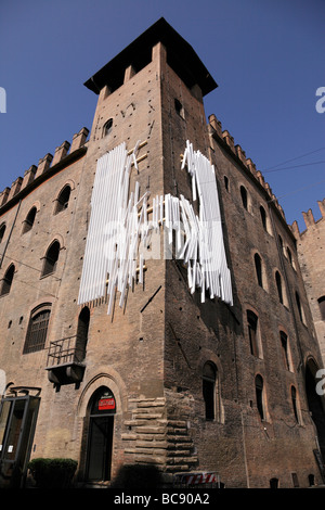 Ecke des Palazzo di re Enzo entlang via Francesco Rizzoli Bologna Italien Stockfoto