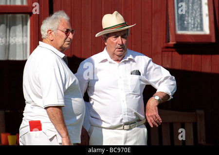 Rasen-Schalen-Match bei Colemans Luke East Sussex Stockfoto