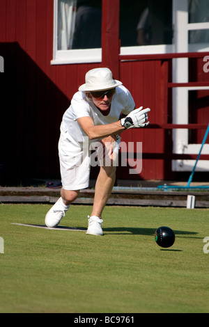 Rasen-Schalen-Match bei Colemans Luke East Sussex Stockfoto