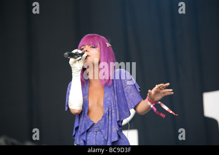 Lily Allen auf der Pyramide Stufe Glastobury 2009 Stockfoto