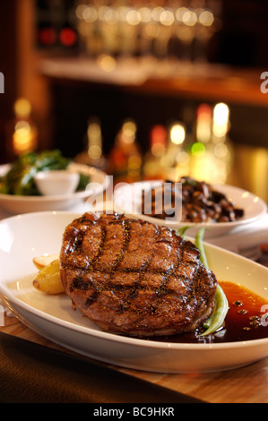 Gegrilltes Rindfleisch Rib-Eye Steak Stockfoto