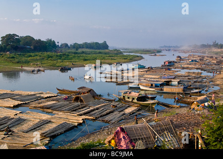 Alten Hafen des Irrawaddy Flusses in Mandalay, Myanmar Stockfoto