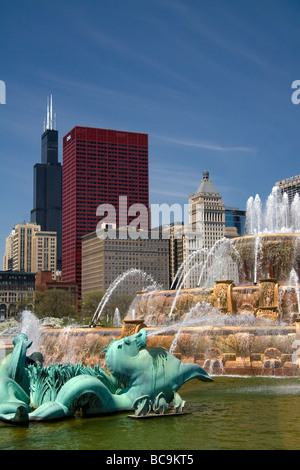 Buckingham Brunnen befindet sich im Grant Park Chicago Illinois USA Stockfoto