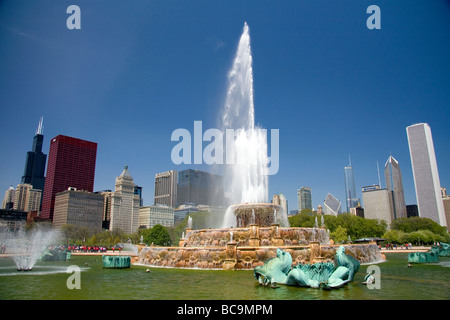 Buckingham Brunnen befindet sich im Grant Park Chicago Illinois USA Stockfoto