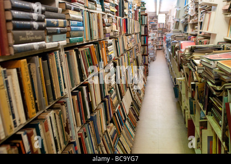 Bücher im Antiquariat Goulds auf King Street, Newtown, Sydney, NSW, Australien Stockfoto