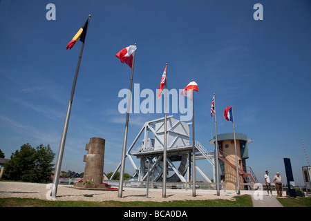 Pegasus-Brücke über den Caen-Kanal in der Nähe von Ouistreham Normandie Frankreich Stockfoto