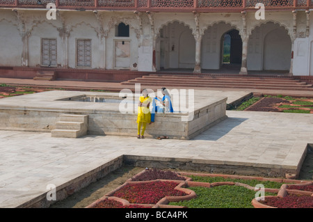 Agra Fort, Roten Fort, Shah Jahan Private Ferienwohnungen mit Blick auf den Fluss Yamuna, Palastgebäude, Agra, Uttar Pradesh, Indien. Stockfoto