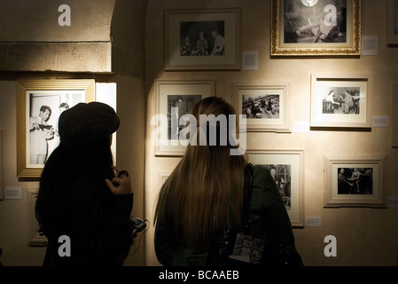 Ausstellung von Ferragamo Schuhe. 1995 eröffnet, die Salvatore Ferragamo Museums wurde entwickelt, um der Öffentlichkeit die Geschichte der Marke zu zeigen Stockfoto