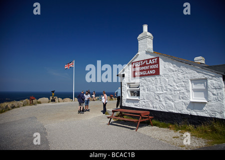 Erste und letzte Erfrischung Haus in England, Lands End, Cornwall, England, Vereinigtes Königreich Stockfoto