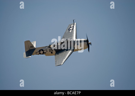 Eine Grumman Avenger fliegt auf einer Flugshow Stockfoto