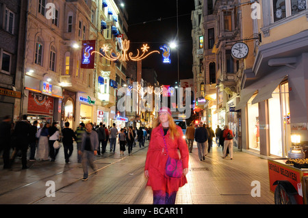 Türkei Istanbul Main shopping Straße Istiklal Caddesi Stockfoto