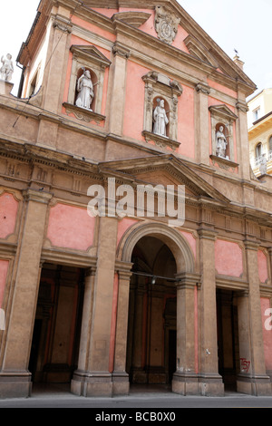 Fassade der Kirche San Benedetto auf via Dell Indipendenza Bologna Italien Stockfoto