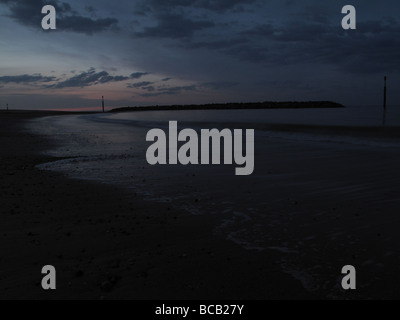 North Norfolk Strand in der Dämmerung / Nacht Stockfoto