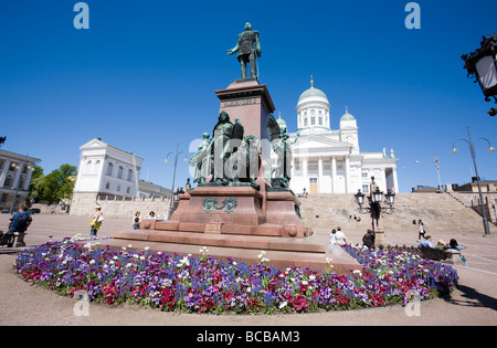 Statue von Alexander II in Senaatintori Senat quadratische Helsinki Finnland Stockfoto