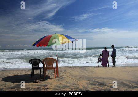 Familie am Strand von Varkala Kerala Indien Stockfoto