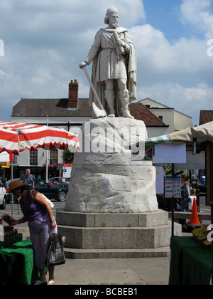 Die Statue von König Alfred der große die in Wantage Markt-Platz-Oxfordshire-England wohnt Stockfoto