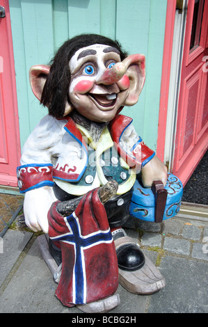 Norwegian Troll (Nordische Folklore) Outside Shop, Øvre Holmegate, Stavanger, Rogaland, Norwegen Stockfoto