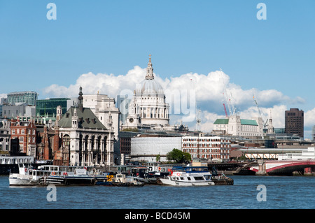 St-Paul-Kathedrale und die City of London England UK Stockfoto
