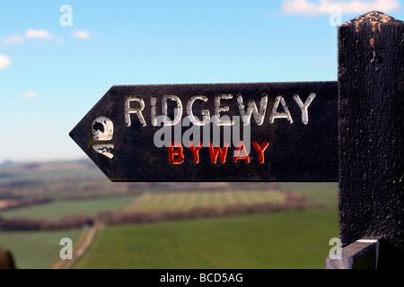 Wegweiser auf der Ridgeway, Wiltshire, England, UK Stockfoto