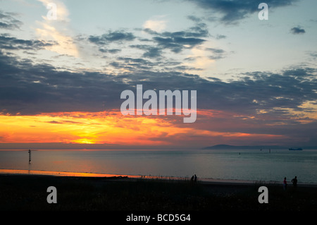 Ein Blick auf Morecambe Bay von Fleetwood Promenade. Lancashire, England. Stockfoto
