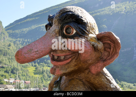 Holztroll (nordische Folklore) Außenshop, Geiranger, Geiranger Fjord, More Og Romsdal, Norwegen Stockfoto