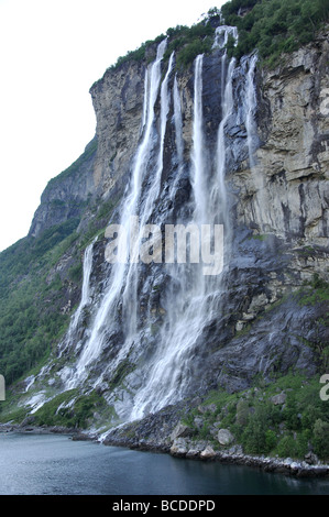 Sieben Schwestern Wasserfall, Geiranger Fjord, mehr Og Romsdal, Norwegen Stockfoto