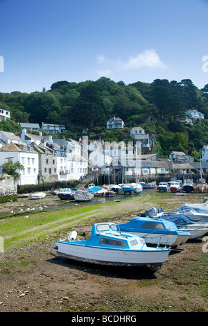 Polperr Hafen, Cornwall bei Ebbe Stockfoto