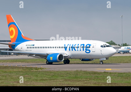 Viking Airlines Boeing 737-36N am Inverness Dalcross Flughafen Stockfoto