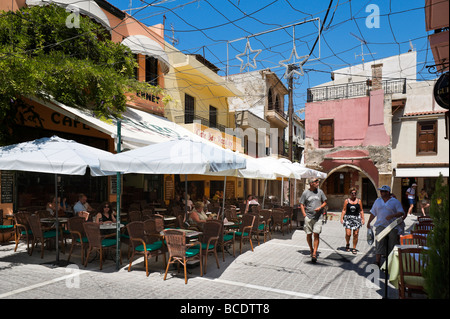 Cafe in der alten Stadt Rethymnon Nordwestküste, Kreta, Griechenland Stockfoto