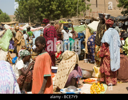 Mali. Sahel. Wochenmarkt in Djenné. Stockfoto