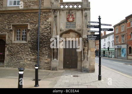 Streetsign Führung von Touristen zu Sehenswürdigkeiten in der historischen Stadt von Abingdon in Oxfordshire Stockfoto