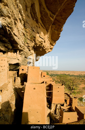 Mali. Sahel. Dogon-Land. Dorf von Ende. Traditionelle Architektur. Felsen von Bandiagara. UNESCO-Weltkulturerbe. Stockfoto