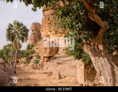 Mali. Sahel. Dogon-Land. Felsen von Bandiagara. UNESCO-Weltkulturerbe. Stockfoto