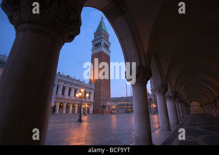 St. Marks Campanile, Markusplatz, Venedig, Italien Stockfoto